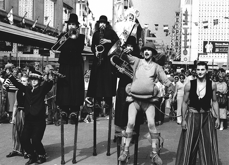 1978 - PROZESSION, Stra&szlig;entheater &copy;FTM