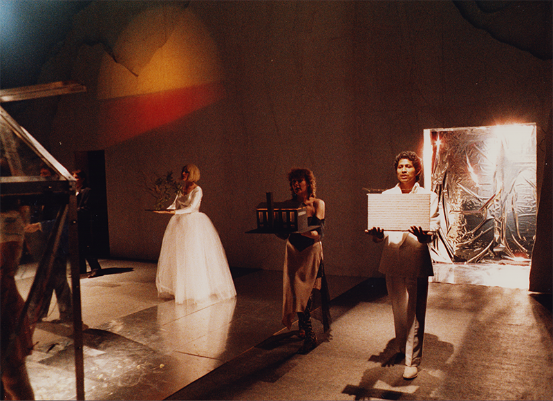 1987 - DESCRIPTION OF A PICTURE (Drama-Students)&copy;FTM