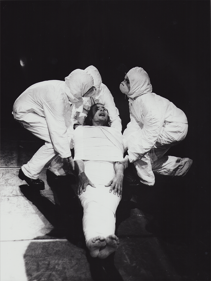 1988 - MACBETH (Kurt Bildstein, Ensemble)&copy;FTM