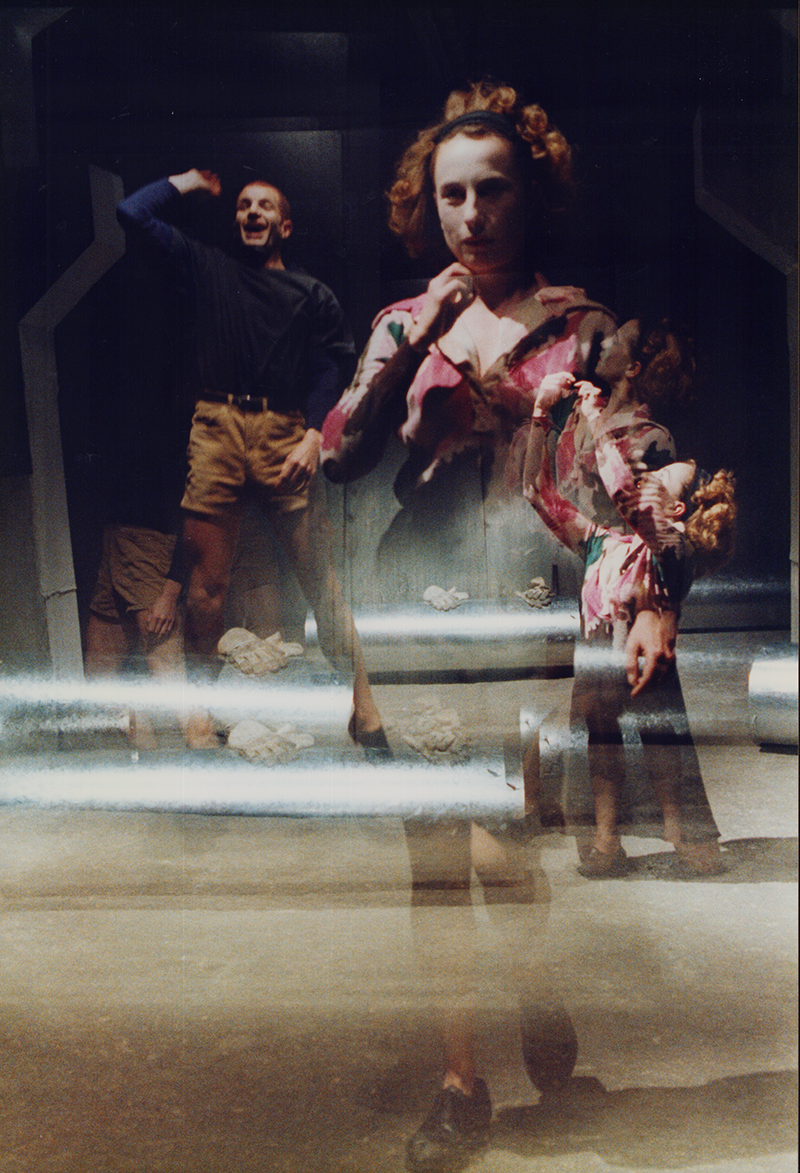 1989 - WELTUNTERGANG BERLIN (Das Kind)&copy;FTM