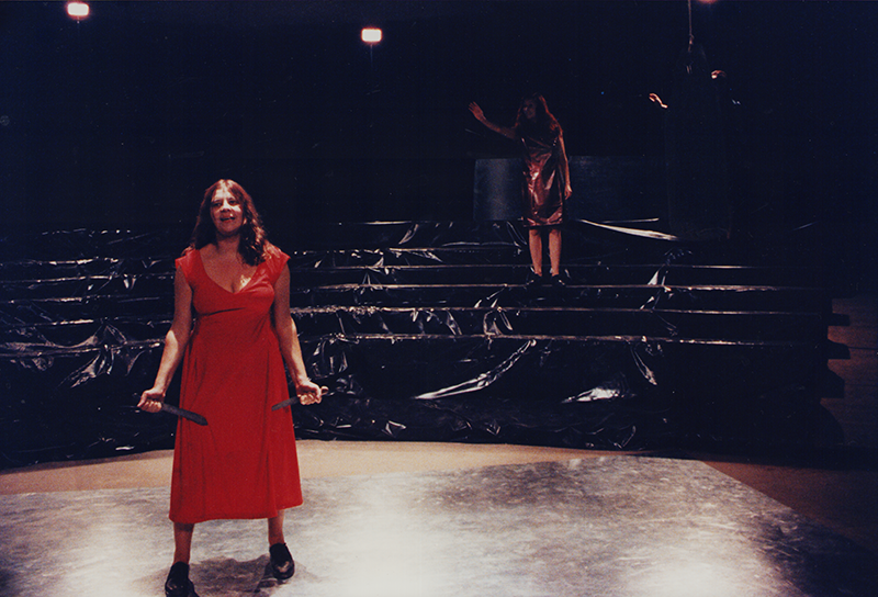 1992 - MEDEAMATERIAL (Monika Manz, Eva Dietzfelbinger)&copy;FTM