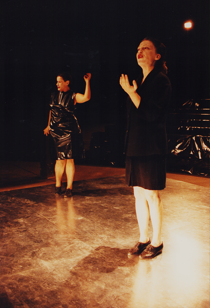 1992 - MEDEAMATERIAL (Sabine Volke, Beatrix Murmann)&copy;FTM