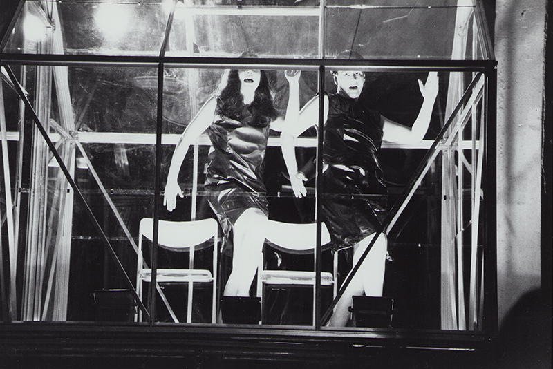 1992 - MEDEAMATERIAL (Eva Dietzfelbinger, Sabine Volke)&copy;FTM