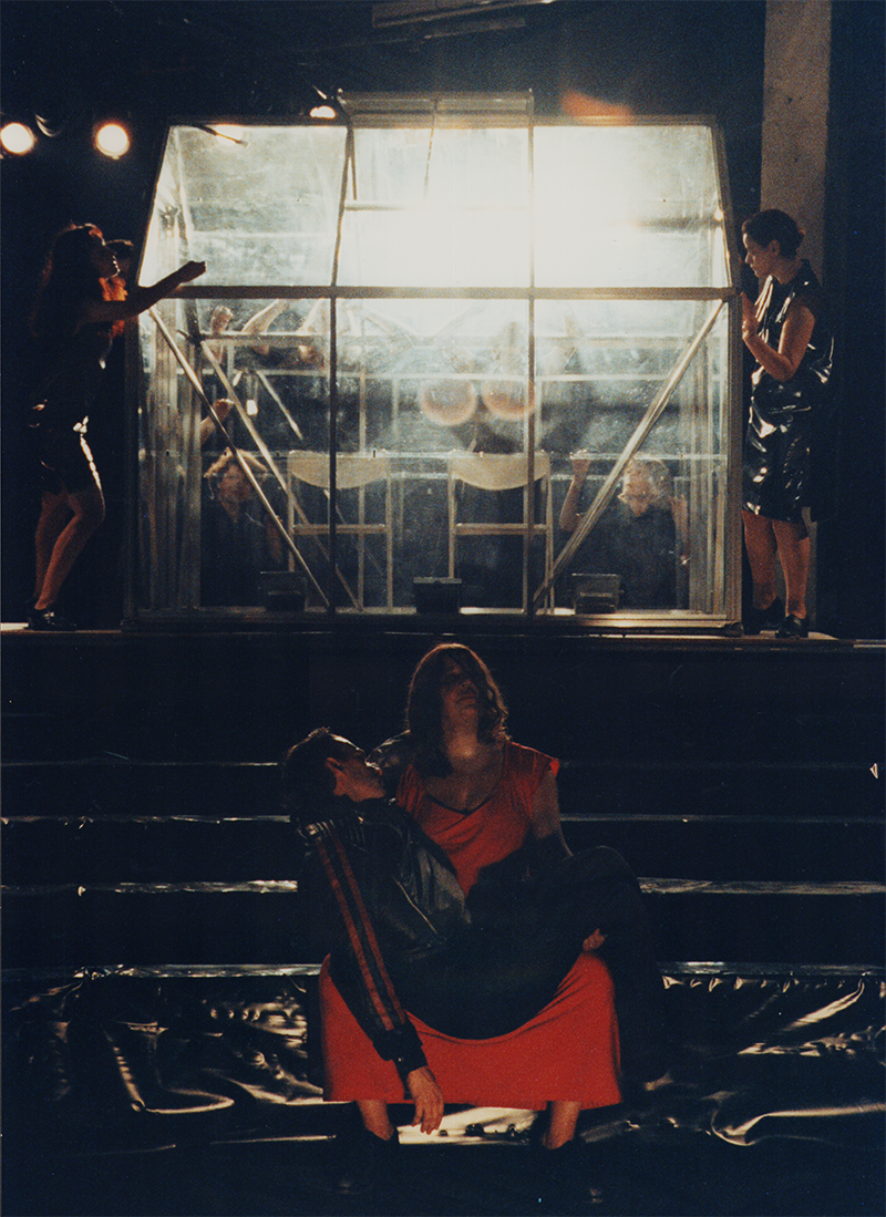 1992 - MEDEAMATERIAL (Michael Schlenger, Monika Manz und Ensemble)&copy;FTM