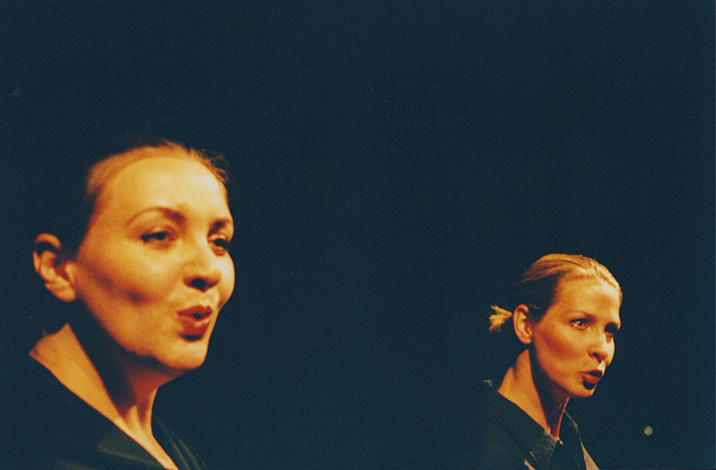 2004- ETERNAL VACATION, 06(Angela Jacobi, Tanja Frehse)&copy;FTM