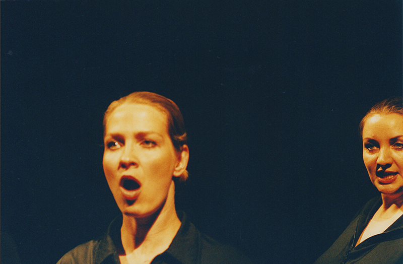 2004- ETERNAL VACATION, 07(Tanja Frehse, Angela Jacobi)&copy;FTM