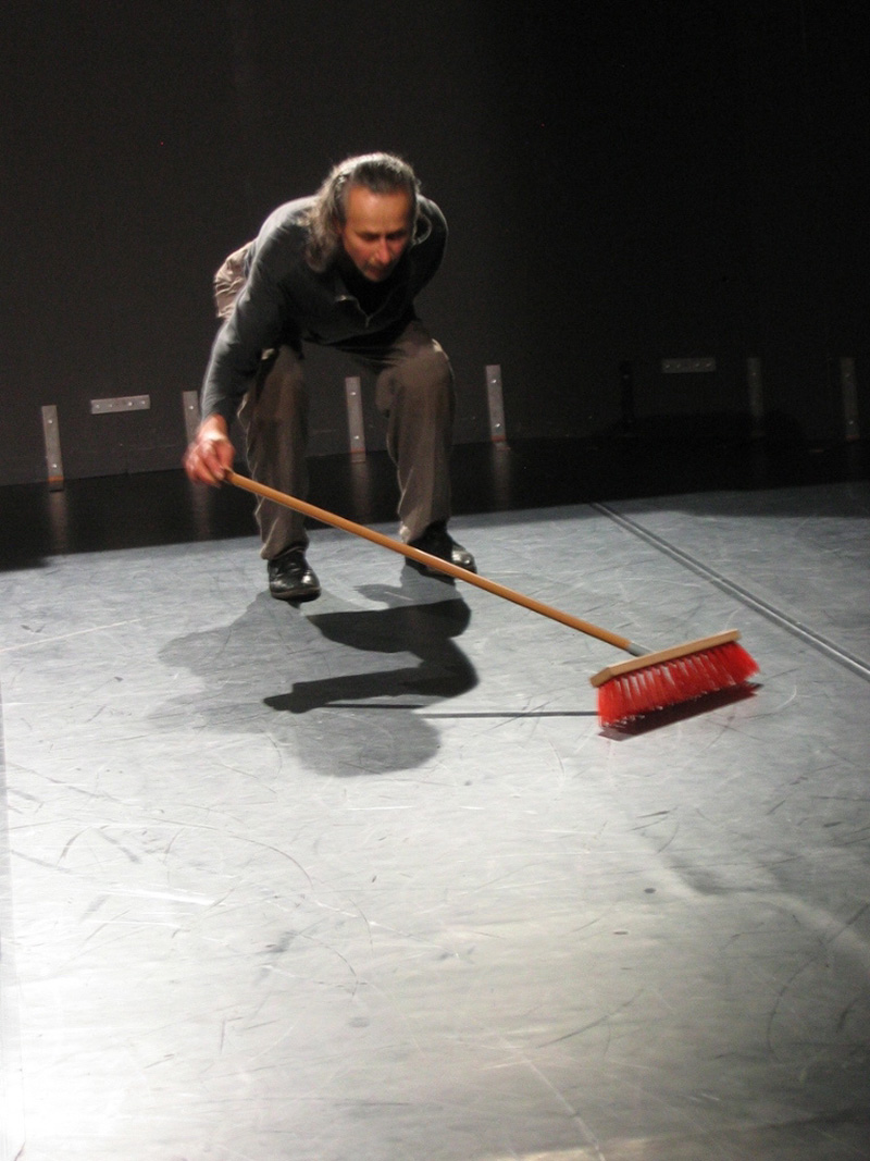 2010 - wie den vater nicht t&ouml;ten 056(Kurt Bildstein)&copy;FTM