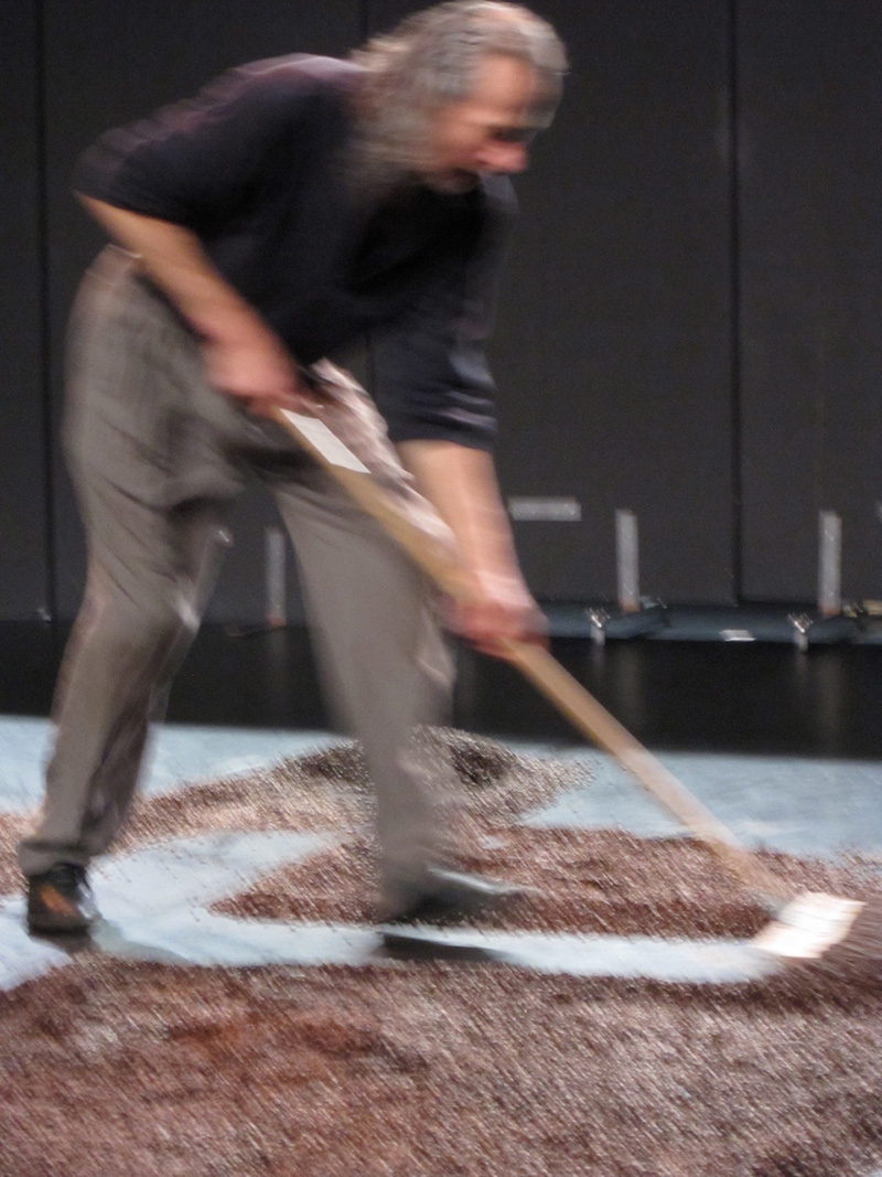 2010 - wie den vater nicht t&ouml;ten 074(Kurt Bildstein)&copy;FTM