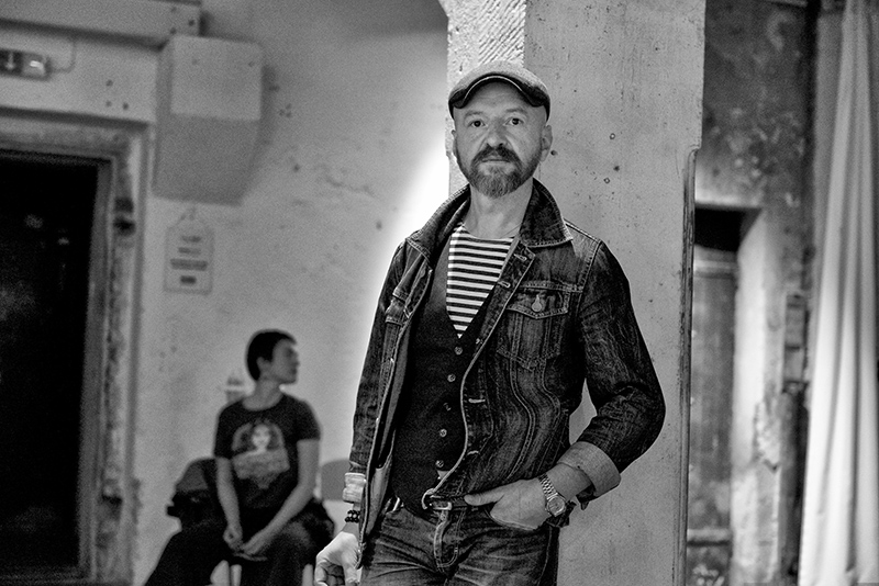 tomhauzenberger@hotmail