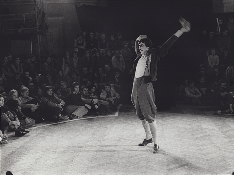 1973 - AFTER BRECHT (Kurt Bildstein als Dingsda) Wroclaw Festival 1973 &copy;FTM