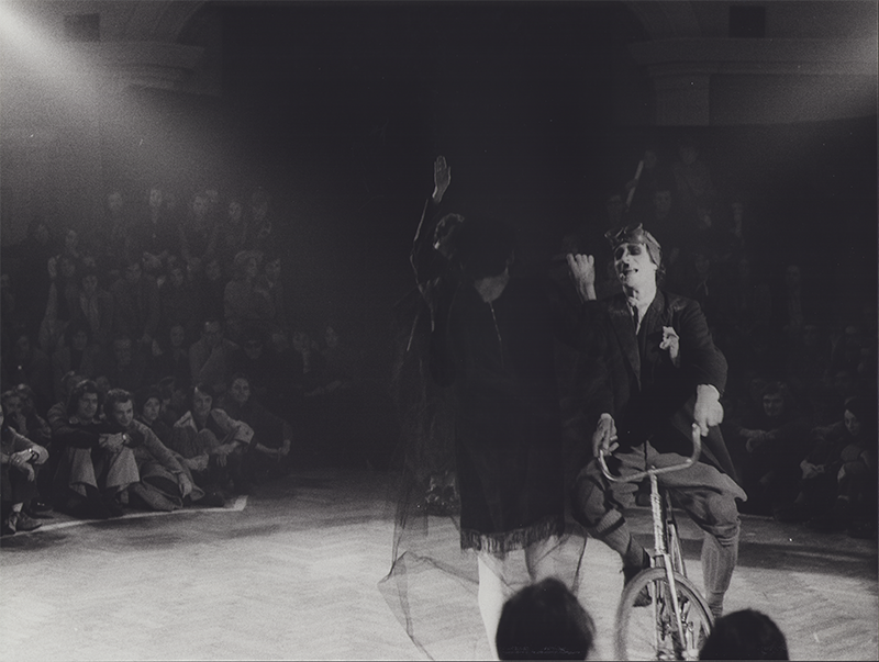 1973 - AFTER BRECHT (v l Wolfgang Hoppe, Kurt Bildstein) Wroclaw Festival 1973 &copy;FTM