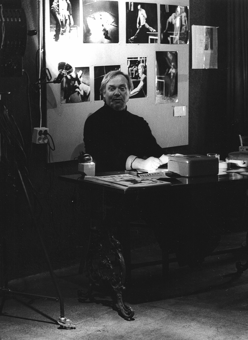 1977 - Demo Arbeitsweise FTM, W&ouml;rthstr 9 (George Froscher an der Kasse)&copy;FTM