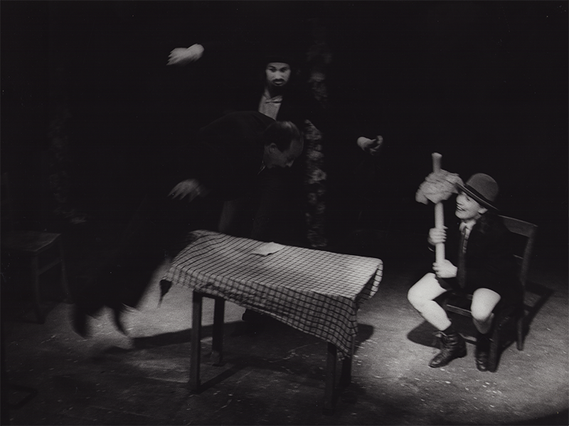 1977 - FIRMLING, nach Karl Valentin (Colin Gilder, Kurt Bildstein, Benno Ifland) &copy;Oda Sternberg