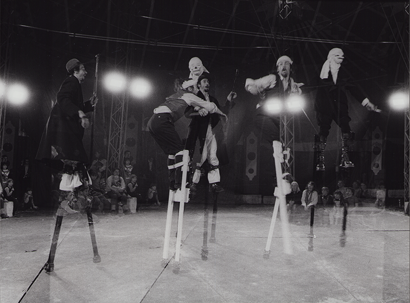 1980 - ZEIT F&Uuml;RS PARADIES - Cirkus-Atlas, Theaterfestival M&uuml;nchen (Doppelbelichtung)&copy;V Giesche