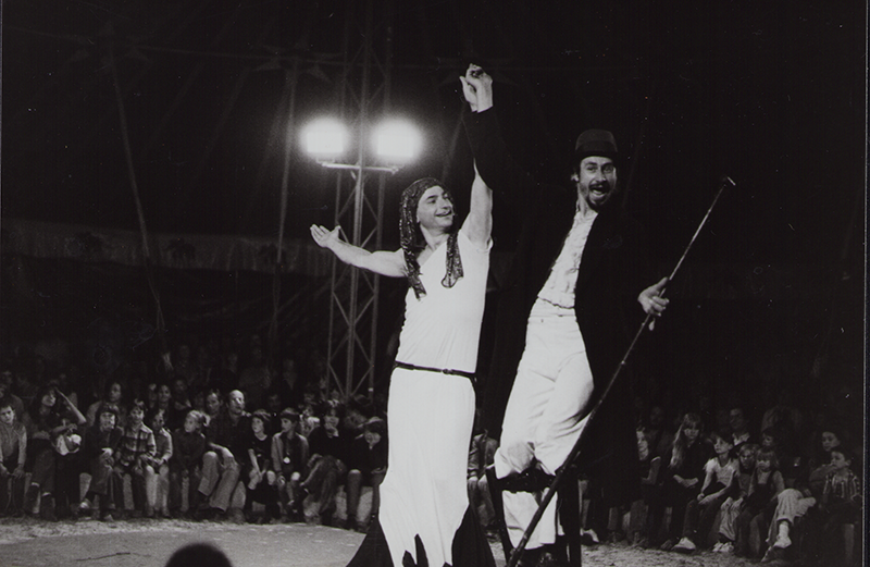 1980 - ZEIT F&Uuml;RS PARADIES - Cirkus-Atlas, Theaterfestival M&uuml;nchen (Wolfgang Tietze, Kurt Bildstein) &copy;FTM