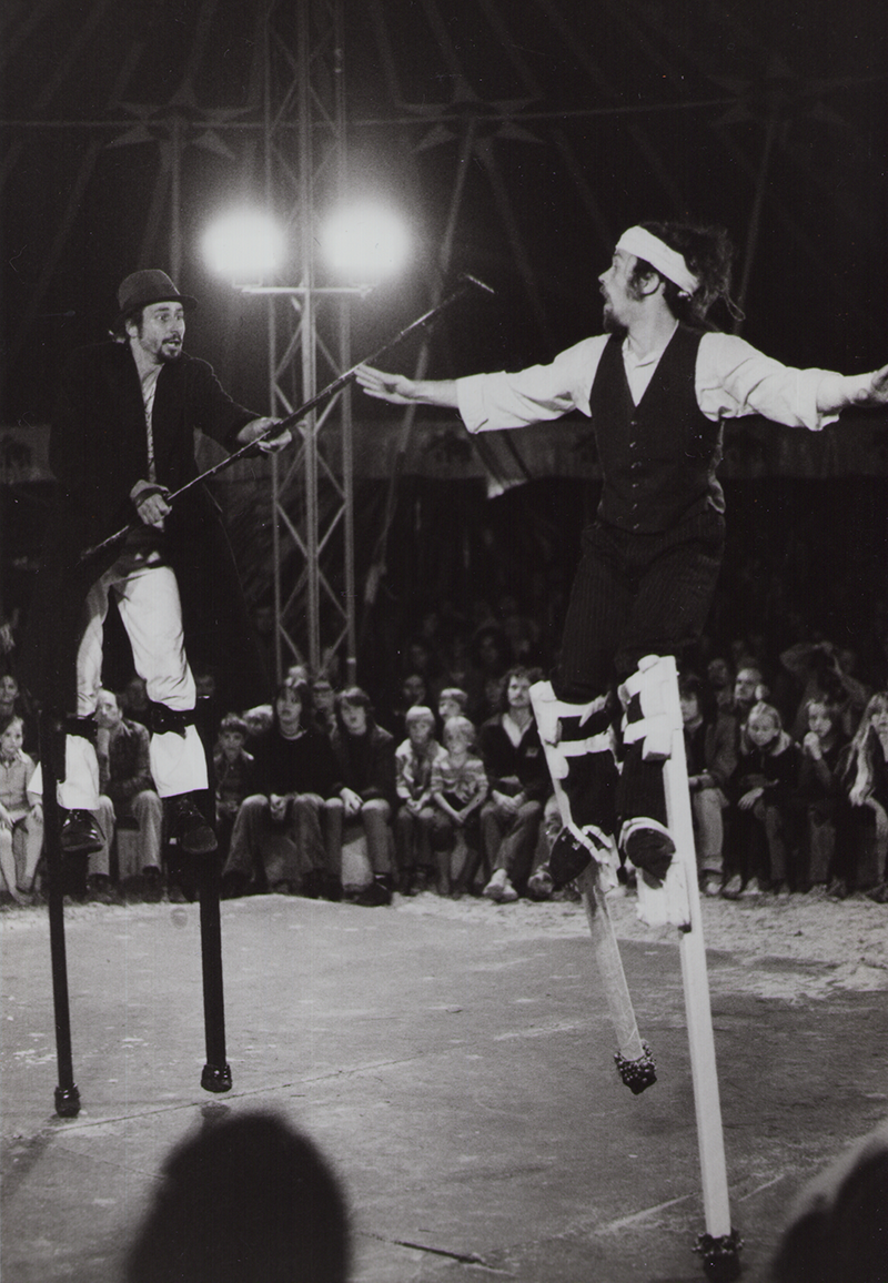 1980 - ZEIT F&Uuml;RS PARADIES- Cirkus-Atlas, Theaterfestival M&uuml;nchen (Kurt Bildstein, Rolf Kassalicki) &copy;FTM