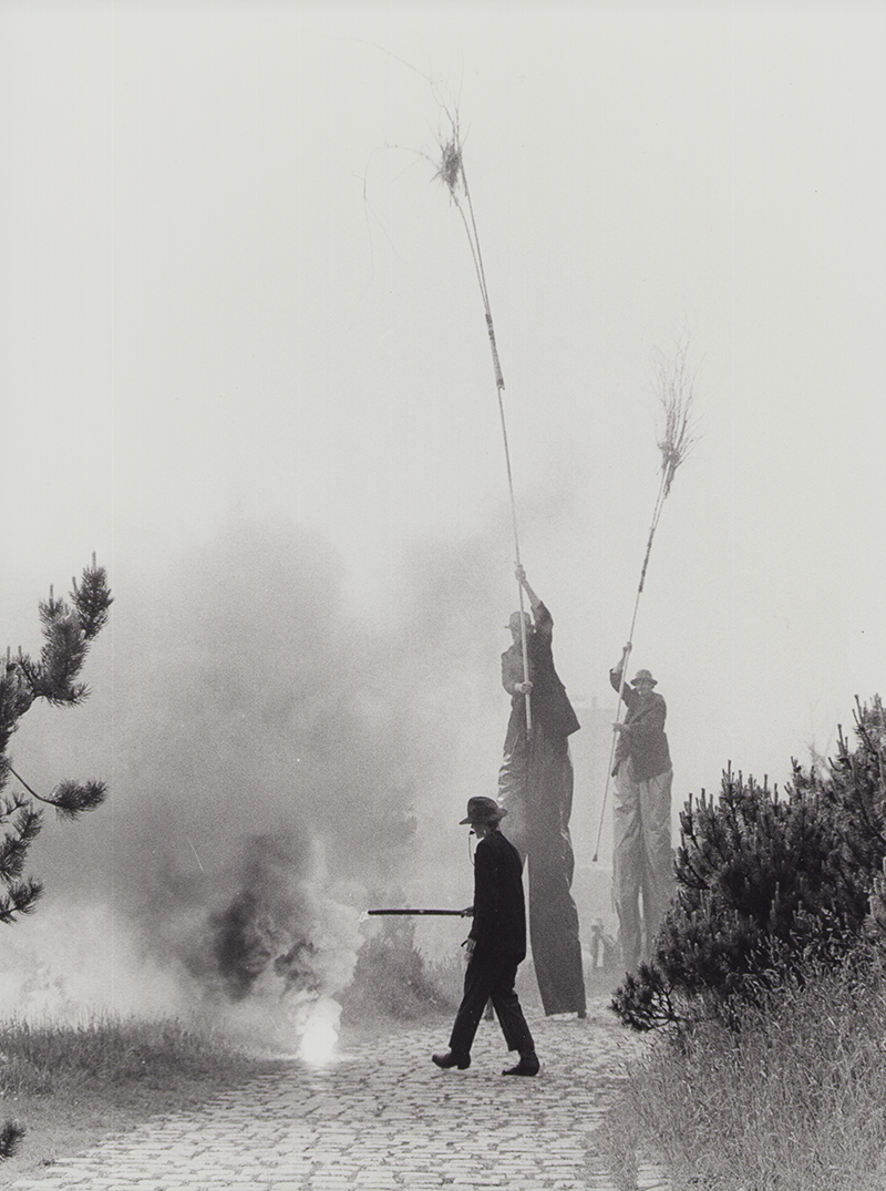 1980 - BERGPROZESSION (Katharina Voss, Kurt Bildstein, Siegi Maschek) &copy;V Giesche