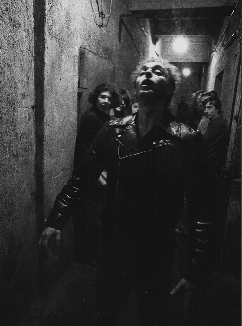 1981 - Hamletmaschine, Familienalbum (Franz Lenniger) &copy;Volkmar Giesche