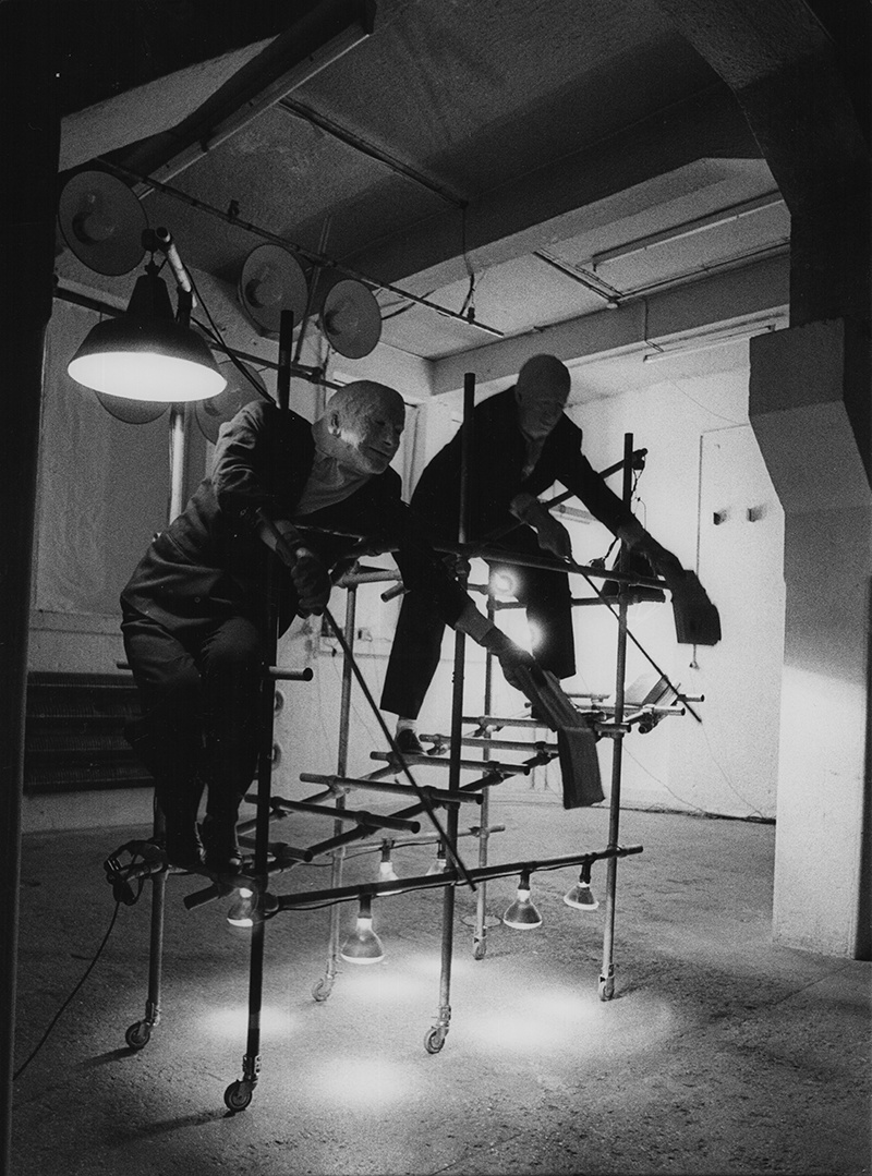 1981 - Hamletmaschine, Scherzo (Wolfgang Tietze, Reinhold Behling) &copy;Volkmar Giesche