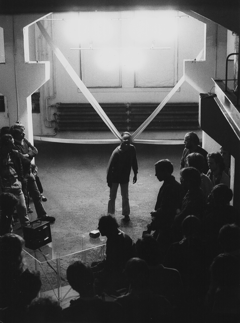 1981 - Hamletmaschine, Wildharrend (Katharina Voss) &copy;Volkmar Giesche