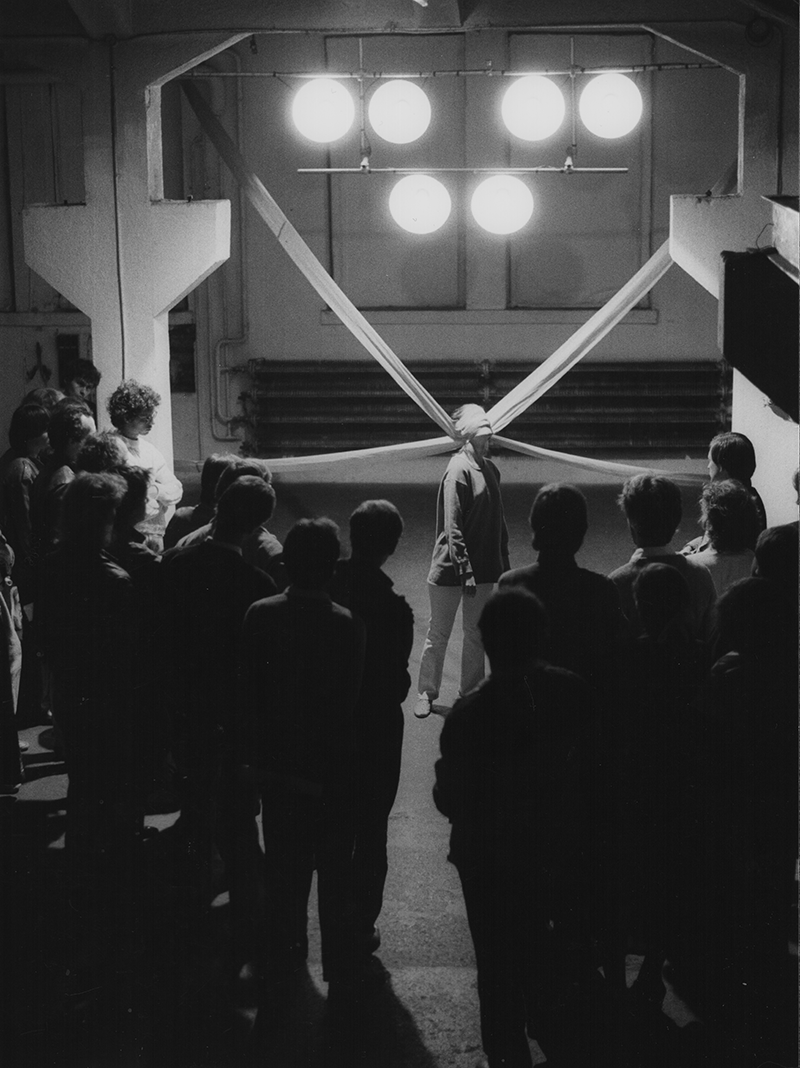 1981 - Hamletmaschine, Wildharrend (Katharina Voss) &copy;Volkmar Giesche