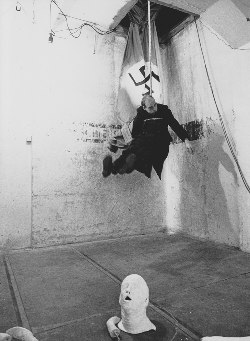 1982 KLEINB&Uuml;RGERHOCHZEIT aus SCHLACHT, Heiner M&uuml;ller (Franz Lenniger) &copy;Volkmar Giesche